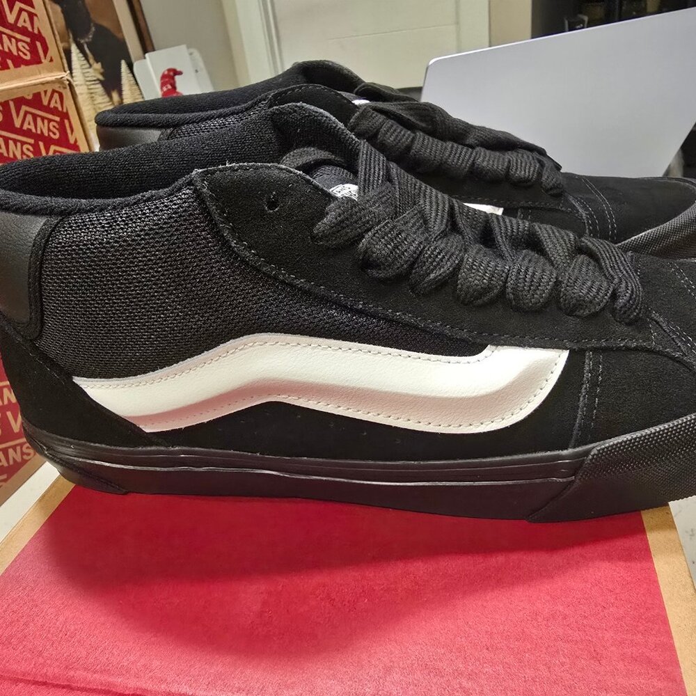 Vans Knu Mid Shoes Sneakers - Black/Black/White (VN000CQ9B8C) Mens Size 11 NEW